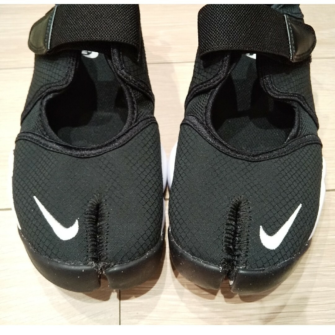 NIKE(ナイキ)ののんたん様専用 NIKE  AIR RIFT ナイキ エアリフト 25cm 美品 メンズの靴/シューズ(スニーカー)の商品写真