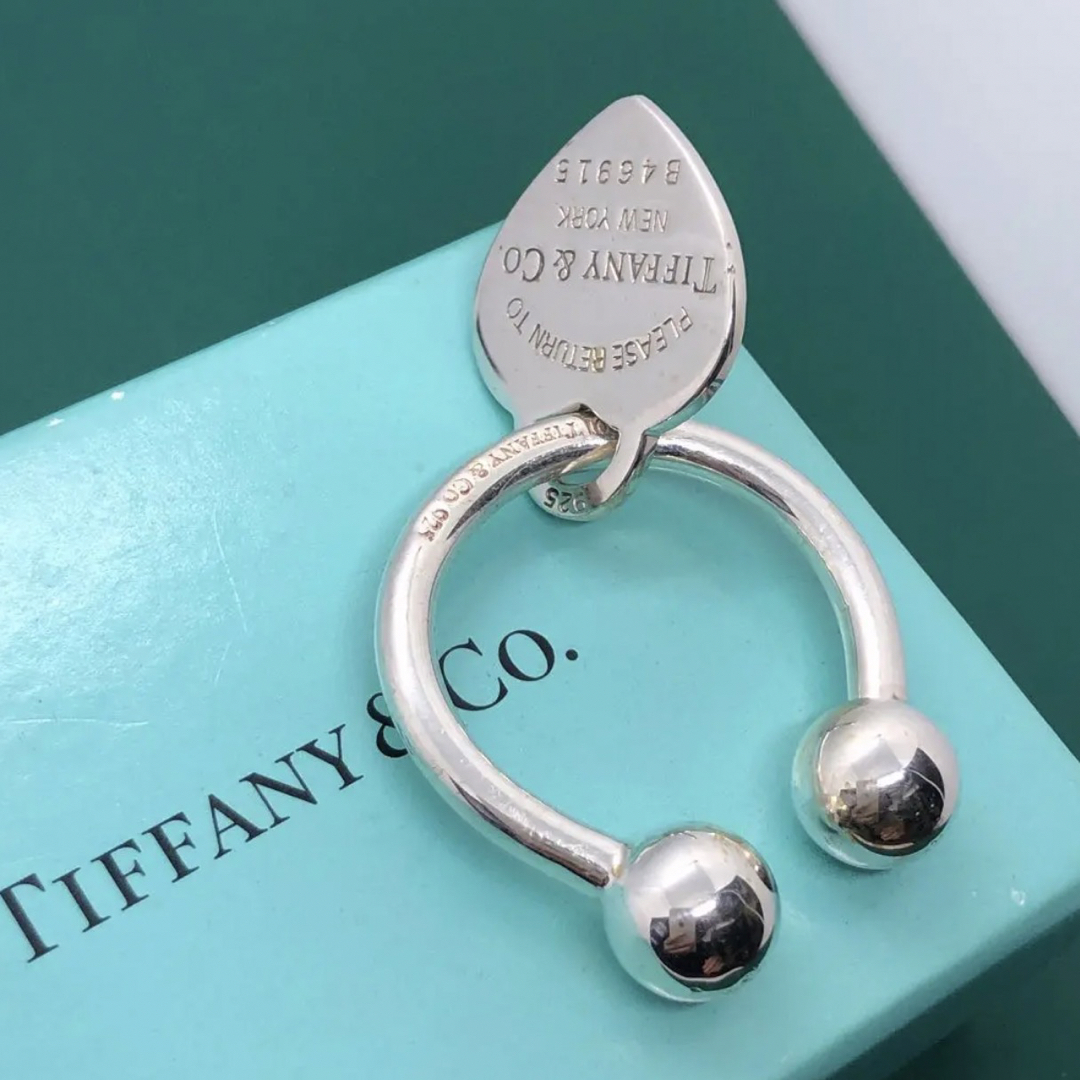 Tiffany & Co.(ティファニー)の美品　ティファニーキーホルダー　キーリング   リターントゥ ハート　SV925 レディースのファッション小物(キーホルダー)の商品写真