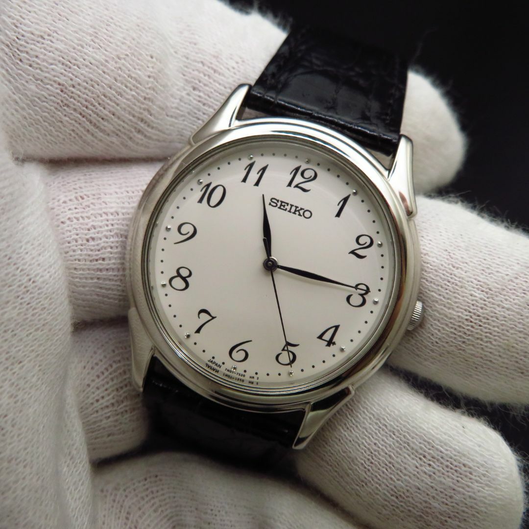 SEIKO 腕時計 シンプルデザイン 白文字盤 アラビア数字