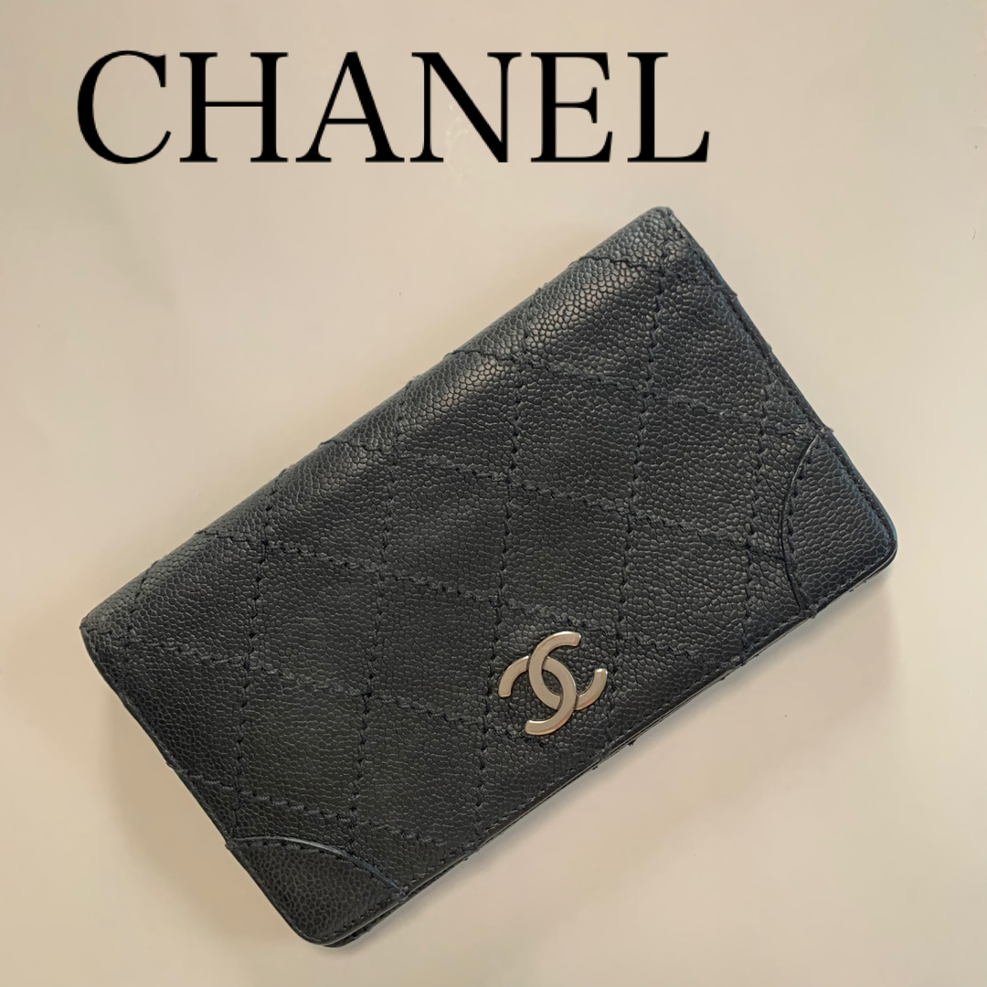 レディースCHANEL キャビアスキンワイルドステッチ折り財布　ブラック