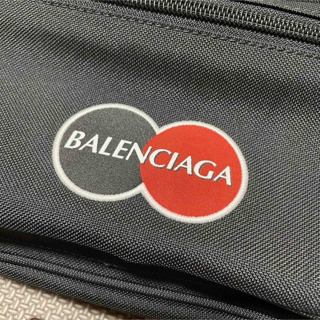 Balenciaga(バレンシアガ)の★終売デザイン★美品！バレンシアガ エクスプローラー ボディバッグ メンズのバッグ(ボディーバッグ)の商品写真
