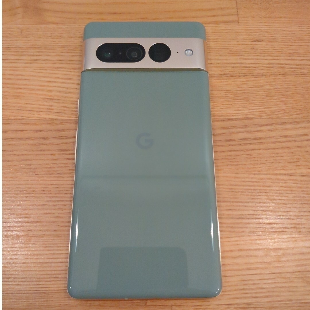 Google Pixel(グーグルピクセル)のPixel 7 Pro 本体　純正ケース付き スマホ/家電/カメラのスマートフォン/携帯電話(スマートフォン本体)の商品写真