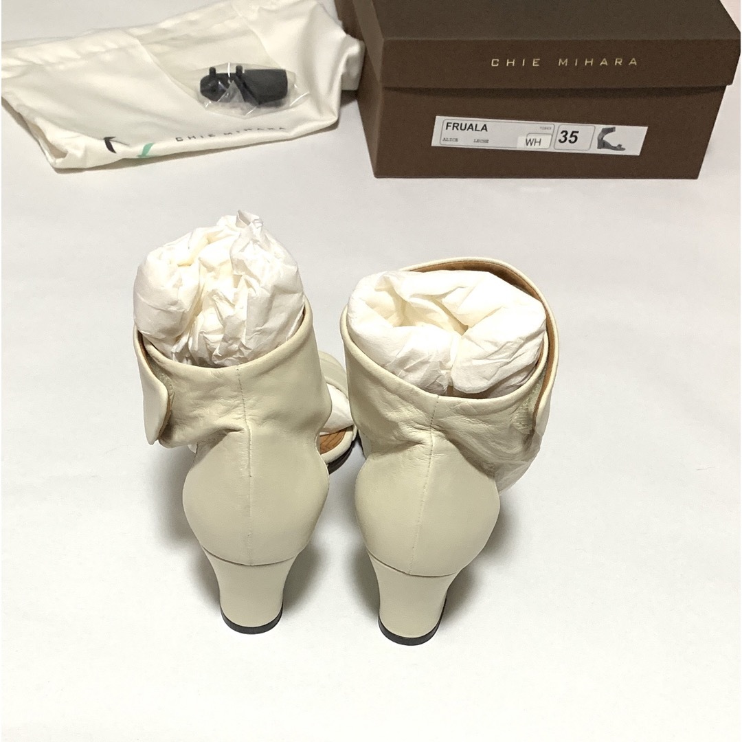 CHIE MIHARA(チエミハラ)のチエミハラ 白サンダル[新品未使用]ウェッジソール レディースの靴/シューズ(サンダル)の商品写真