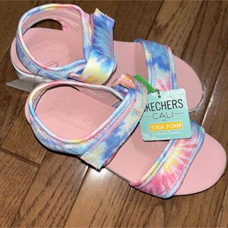 スケッチャーズ(SKECHERS)のスケッチャーズ  サンダル　ヨガフォーム  エアソール　ヴィーガン　　２３cm(サンダル)