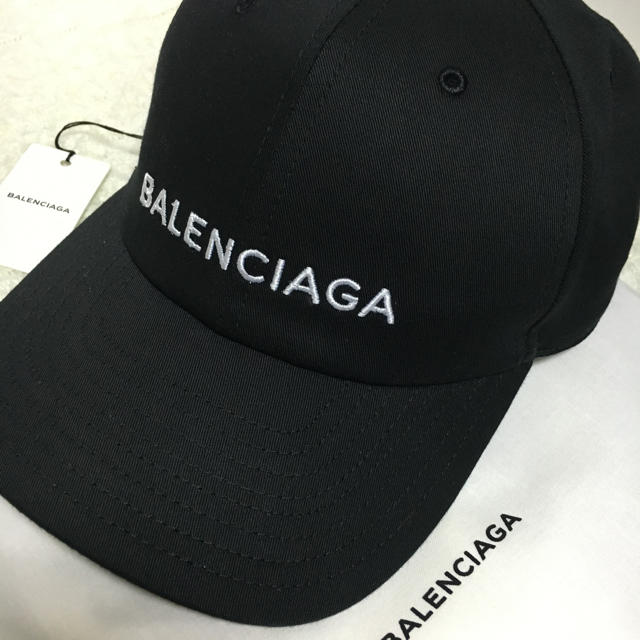 Balenciaga 海外セレブ愛用 バレンシアガ 新作ロゴキャップの通販 By My Heart S Shop バレンシアガならラクマ