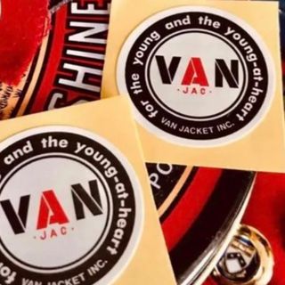 ヴァンヂャケット(VAN Jacket)のVAN正規品ミニステッカー2枚販売促進用ミニシール、一般非売品モノ(車外アクセサリ)