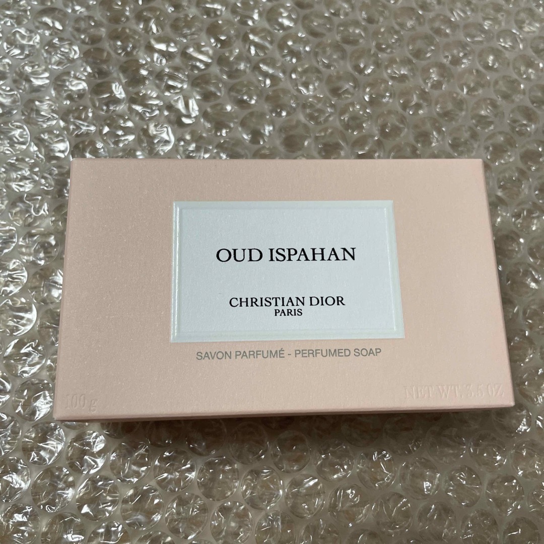 Christian Dior(クリスチャンディオール)のメゾンクリスチャンディオール　ウードイスパハン　ソープ　100g 新品 コスメ/美容のボディケア(ボディソープ/石鹸)の商品写真