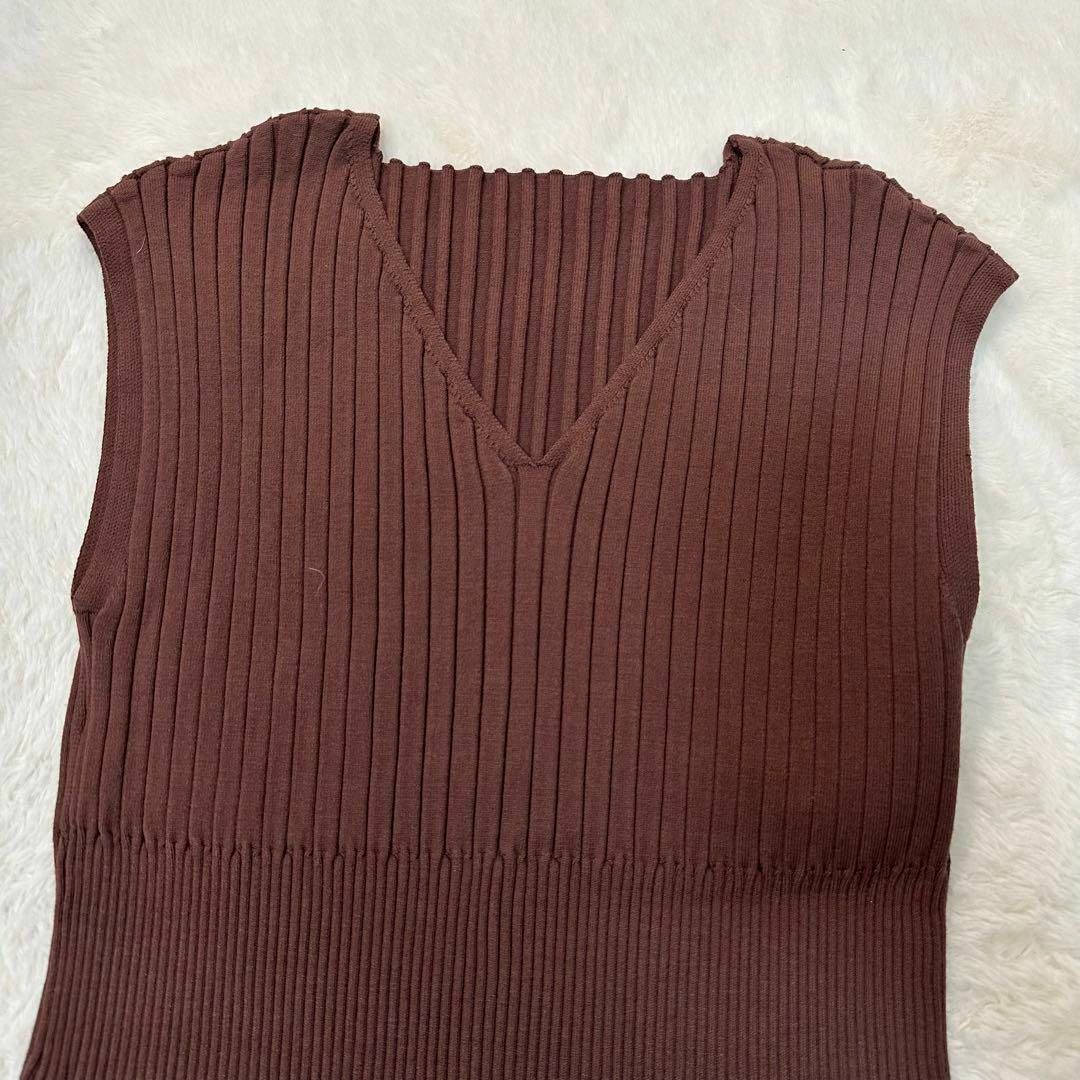 フレイアイディ✨新品未使用 ノースリーブニット サイドスリットFREE SIZE-