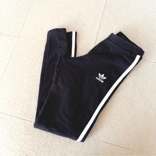 アディダス(adidas)のアディダス　トラックパンツ(カジュアルパンツ)