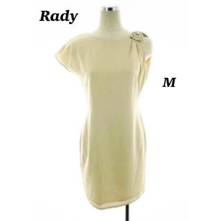 レディー(Rady)の上品☆脚長効果⭐︎Rady レディ　ビジュー付ドレス　ワンピース　ベージュ(ひざ丈ワンピース)