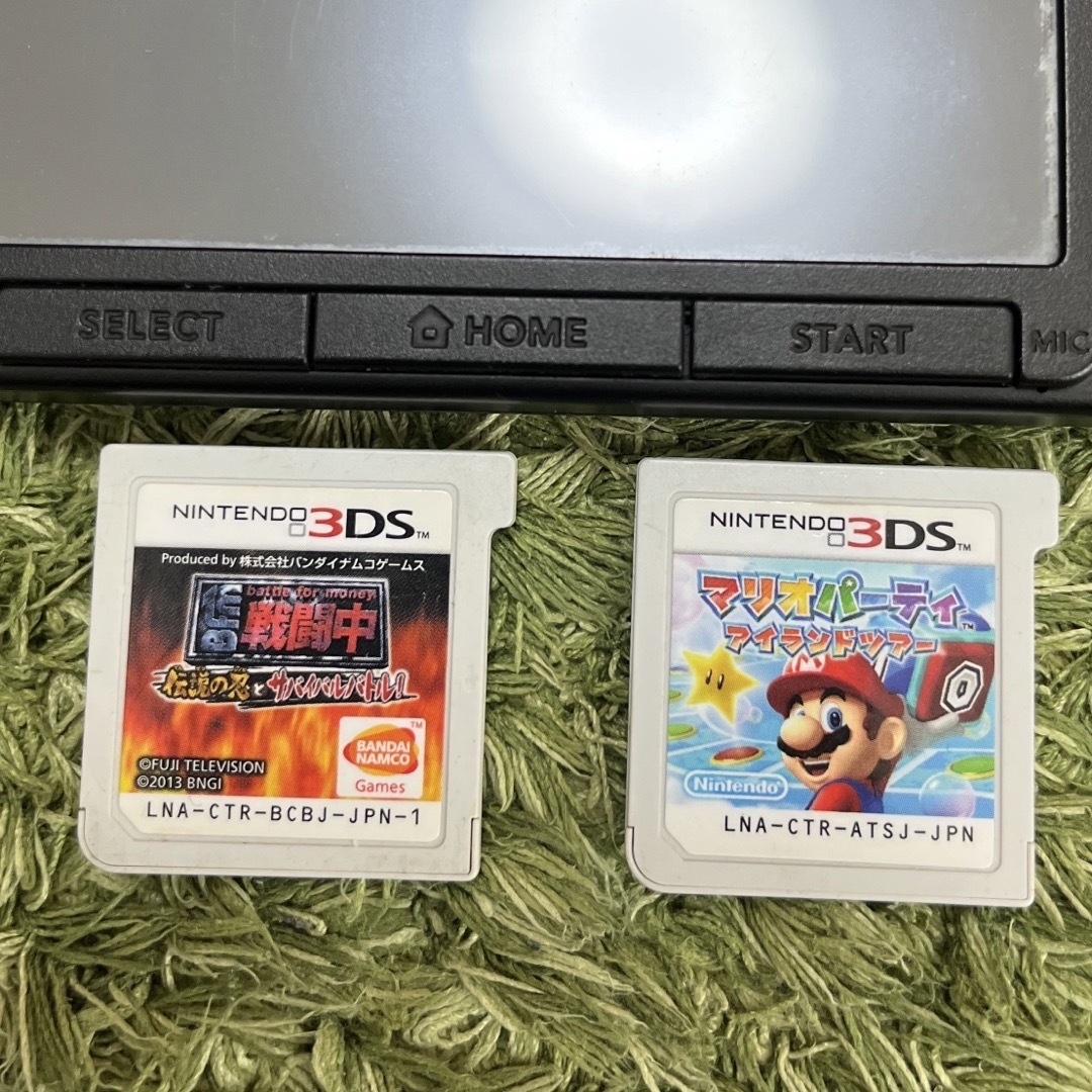 任天堂　ニンテンドー　3DS L L 2