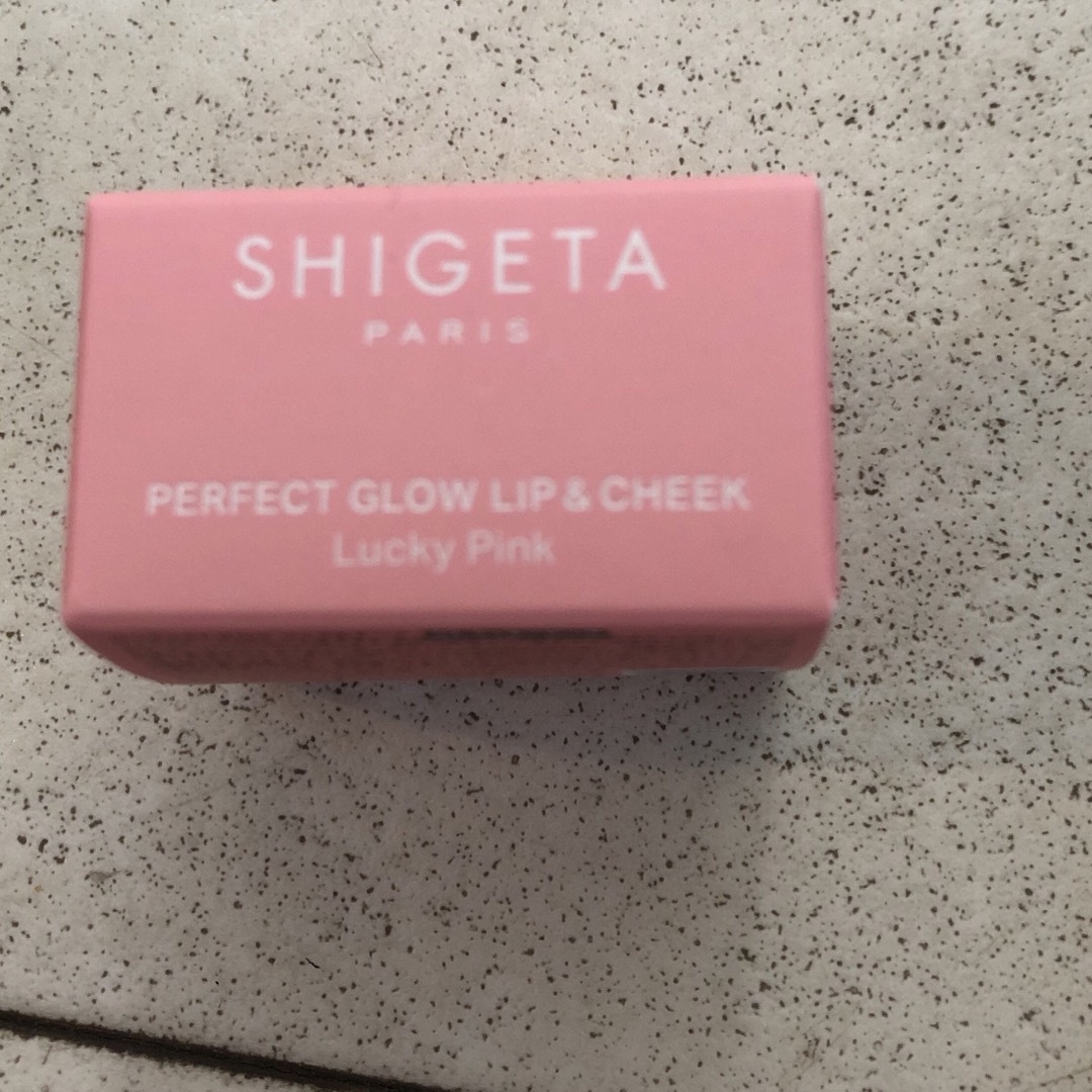 SHIGETA(シゲタ)のシゲタ　パーフェクトグロウ　リップ&チーク　新品半額以下B コスメ/美容のベースメイク/化粧品(チーク)の商品写真