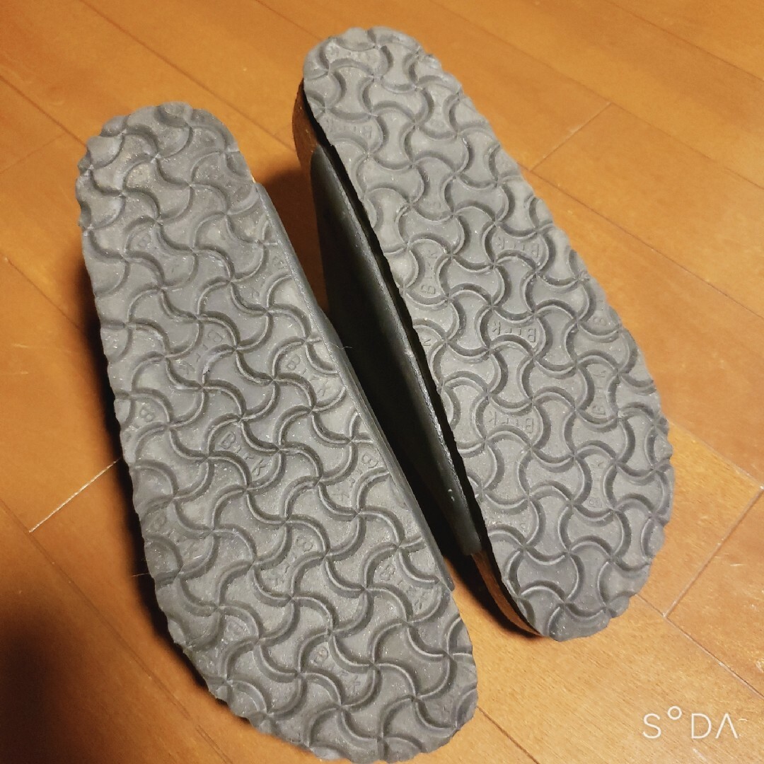 BIRKENSTOCK(ビルケンシュトック)のビルケンシュトック　サンダル　24㎝　黒　チューリッヒ レディースの靴/シューズ(サンダル)の商品写真