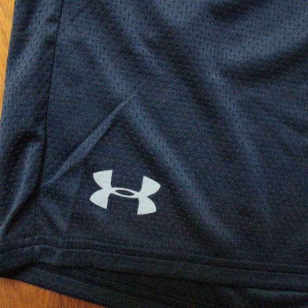 UNDER ARMOUR(アンダーアーマー)の新品　アンダーアーマー 　ハーフパンツL メンズのパンツ(ショートパンツ)の商品写真