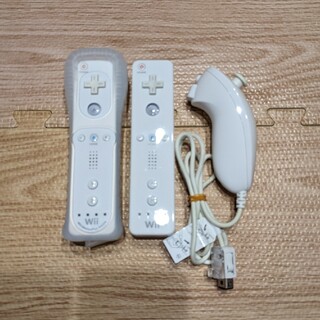 ニンテンドウ(任天堂)の【美品】Wii リモコン　リモコンプラス　ヌンチャク(その他)