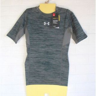 アンダーアーマー(UNDER ARMOUR)のアンダーアーマー　クールスイッチSS　インナーシャツ　グレー　SMサイズ(Tシャツ/カットソー(半袖/袖なし))