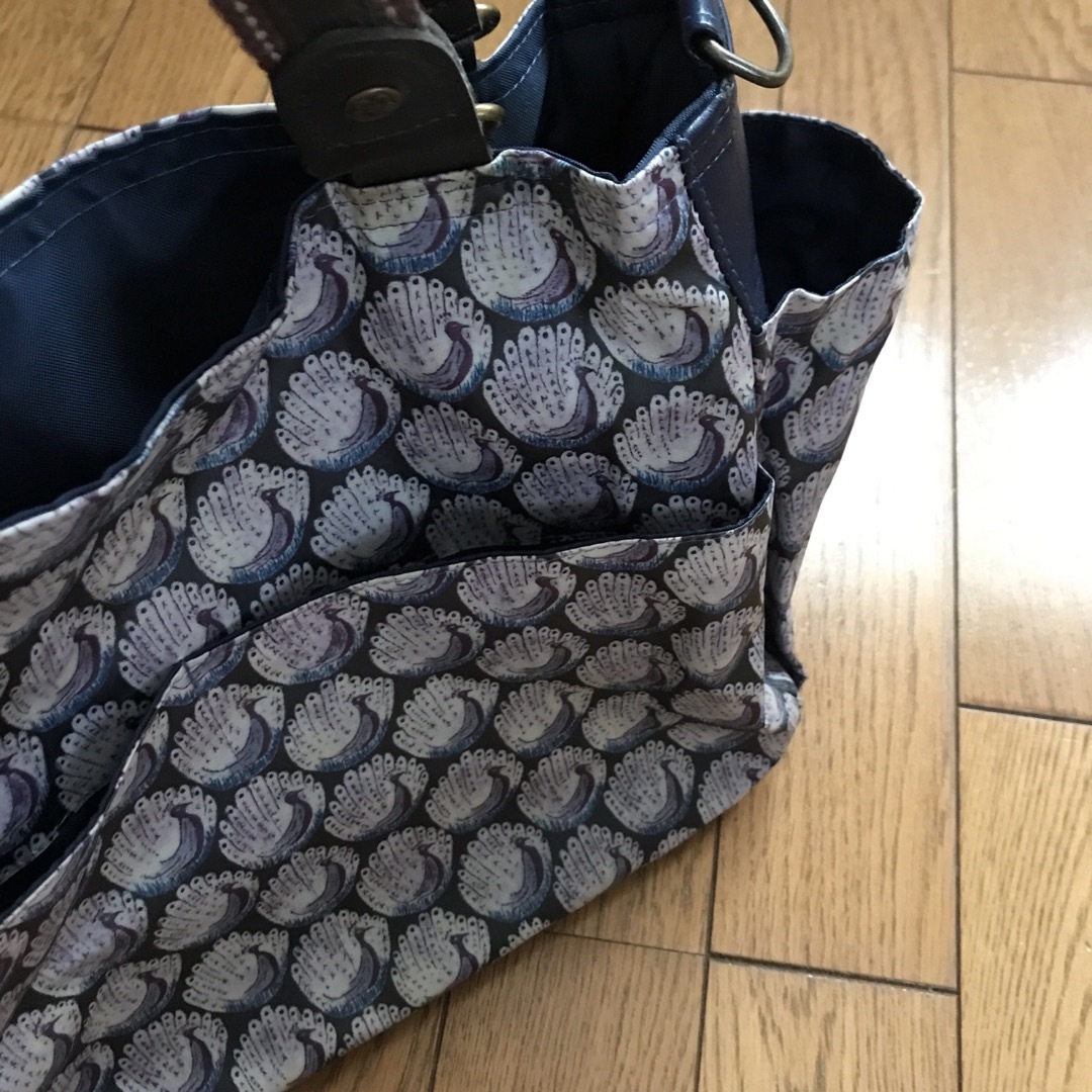 ハンドメイド　ナイロン生地リバティバック レディースのバッグ(ショルダーバッグ)の商品写真