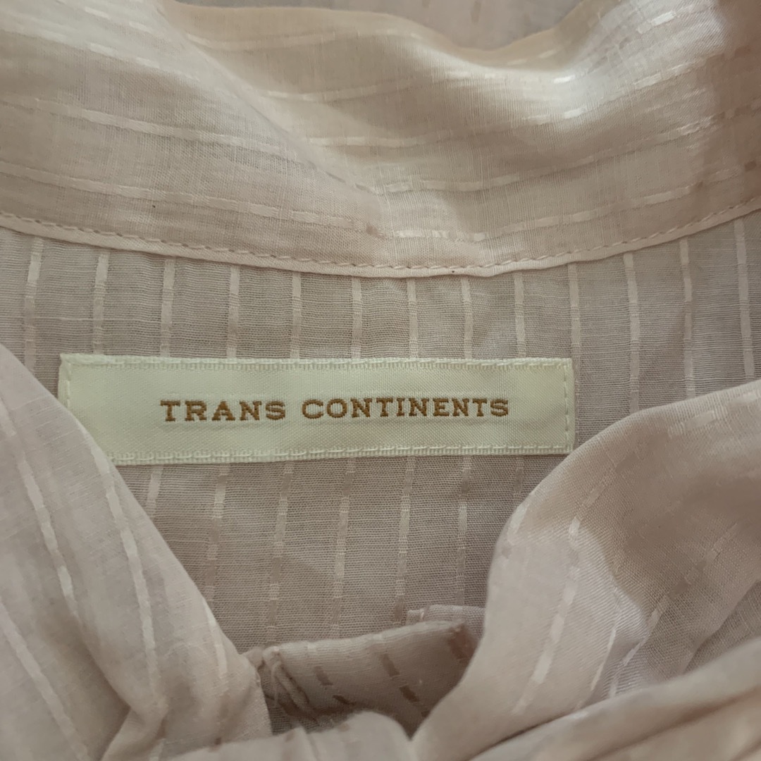 TRANS CONTINENTS(トランスコンチネンツ)のTRANS CONTINENTS ブラウス レディースのトップス(シャツ/ブラウス(半袖/袖なし))の商品写真