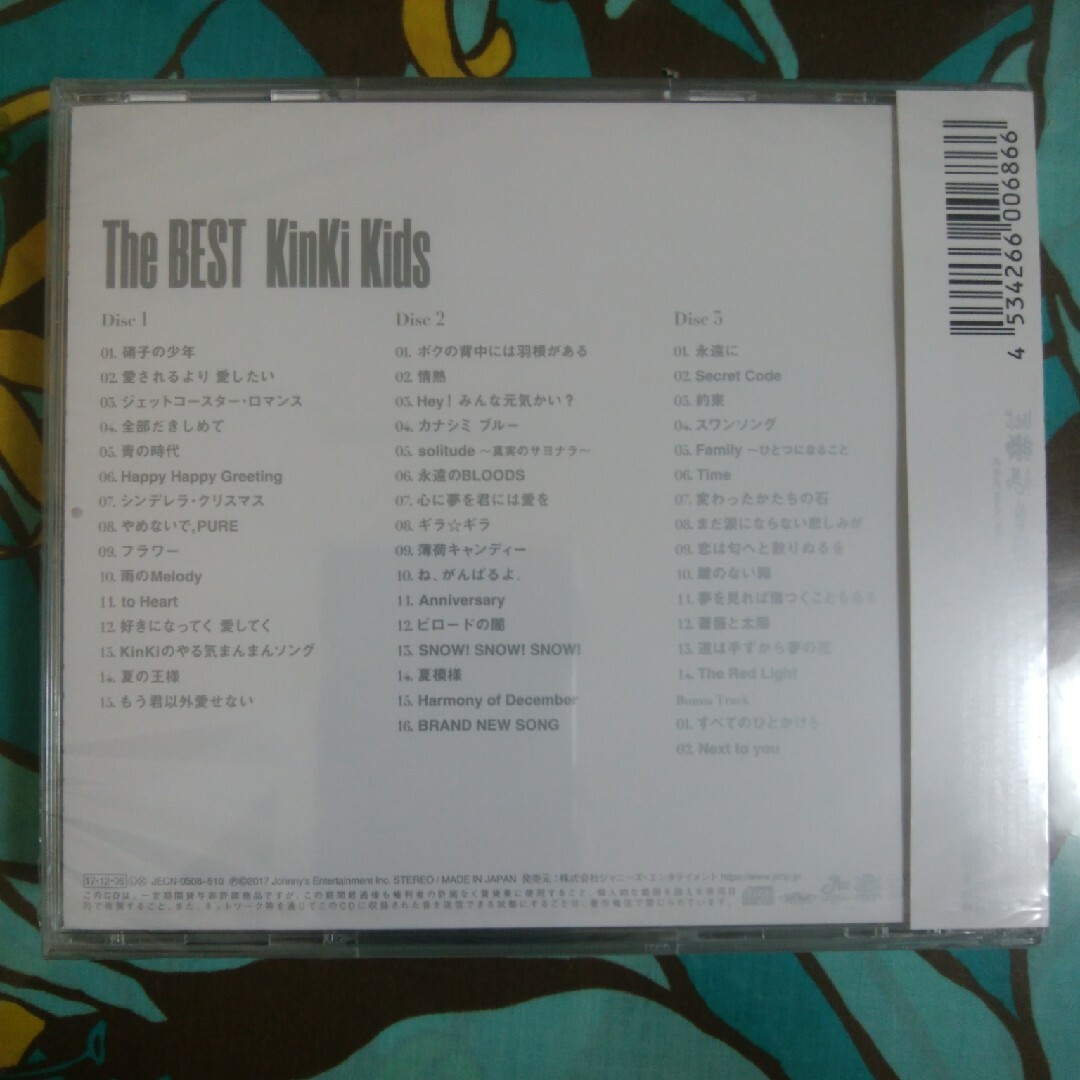 The BEST (3CD)/Kinki Kids エンタメ/ホビーのCD(ポップス/ロック(邦楽))の商品写真
