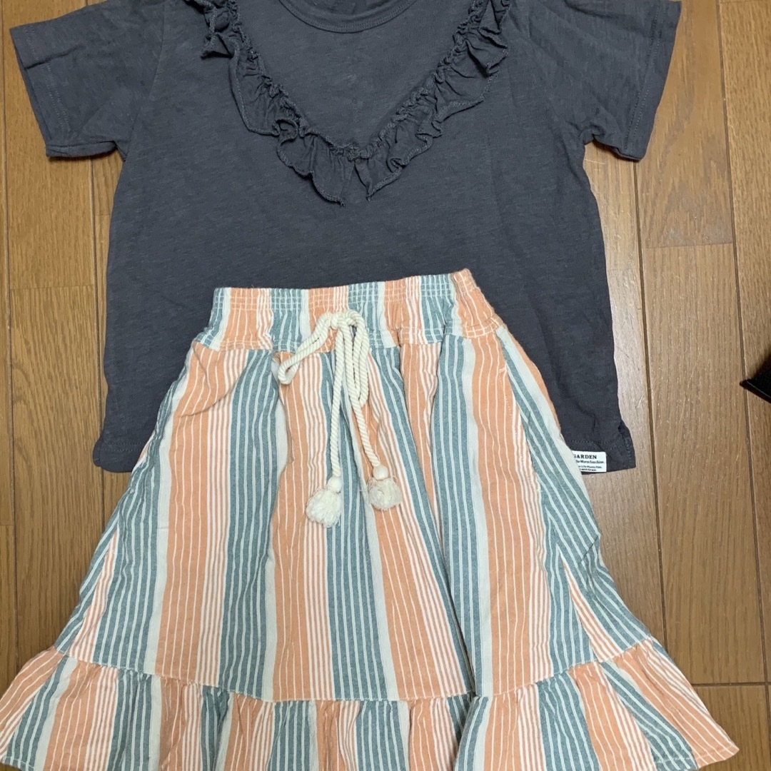 BREEZE(ブリーズ)のブリーズ　ストライプ柄スカート　Tシャツセット　120 キッズ/ベビー/マタニティのキッズ服女の子用(90cm~)(スカート)の商品写真