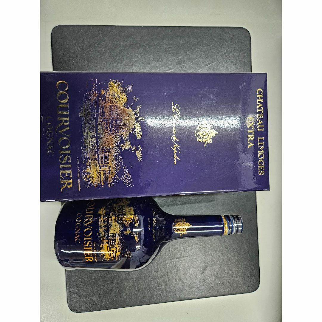 CHATEAU　LIMOGES　EXTRA　COURVOISIER　COGNAC