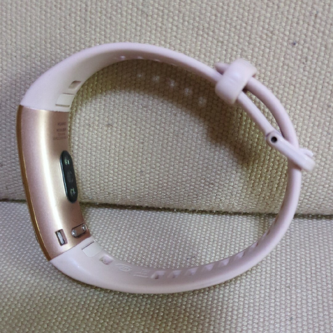 HUAWEI Band 4 Proピンクゴールド　スマートバンド レディースのファッション小物(腕時計)の商品写真