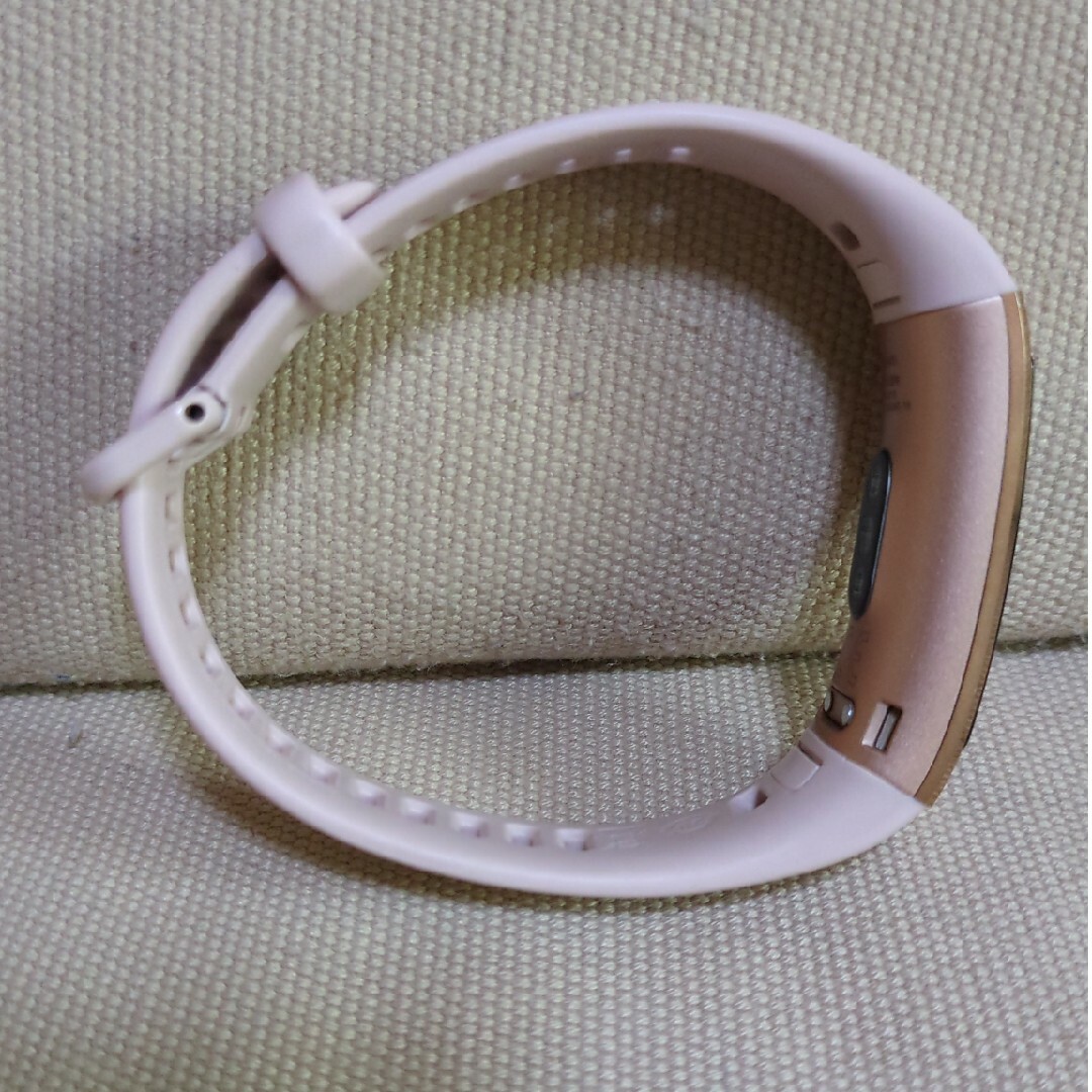 HUAWEI Band 4 Proピンクゴールド　スマートバンド レディースのファッション小物(腕時計)の商品写真