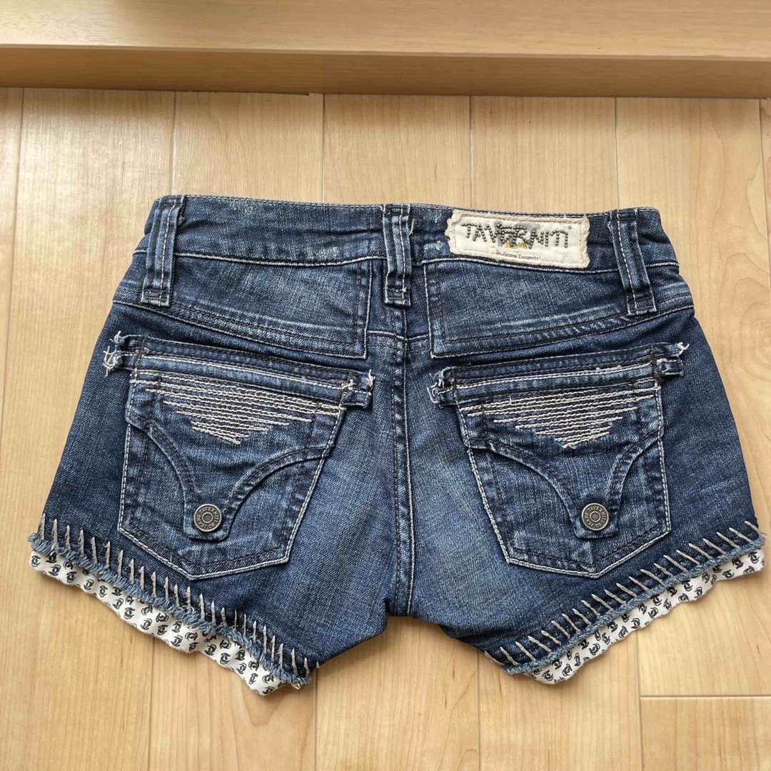 TAVERNITI SO JEANS(タヴァニティソージーンズ)のタヴァニティ　ソー　ジーンズ　ショートパンツ レディースのパンツ(デニム/ジーンズ)の商品写真