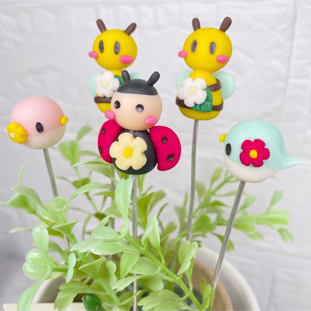 ガーデンピック　ハンドメイド　ミツバチ　てんとう虫　小鳥　多肉植物　ピック