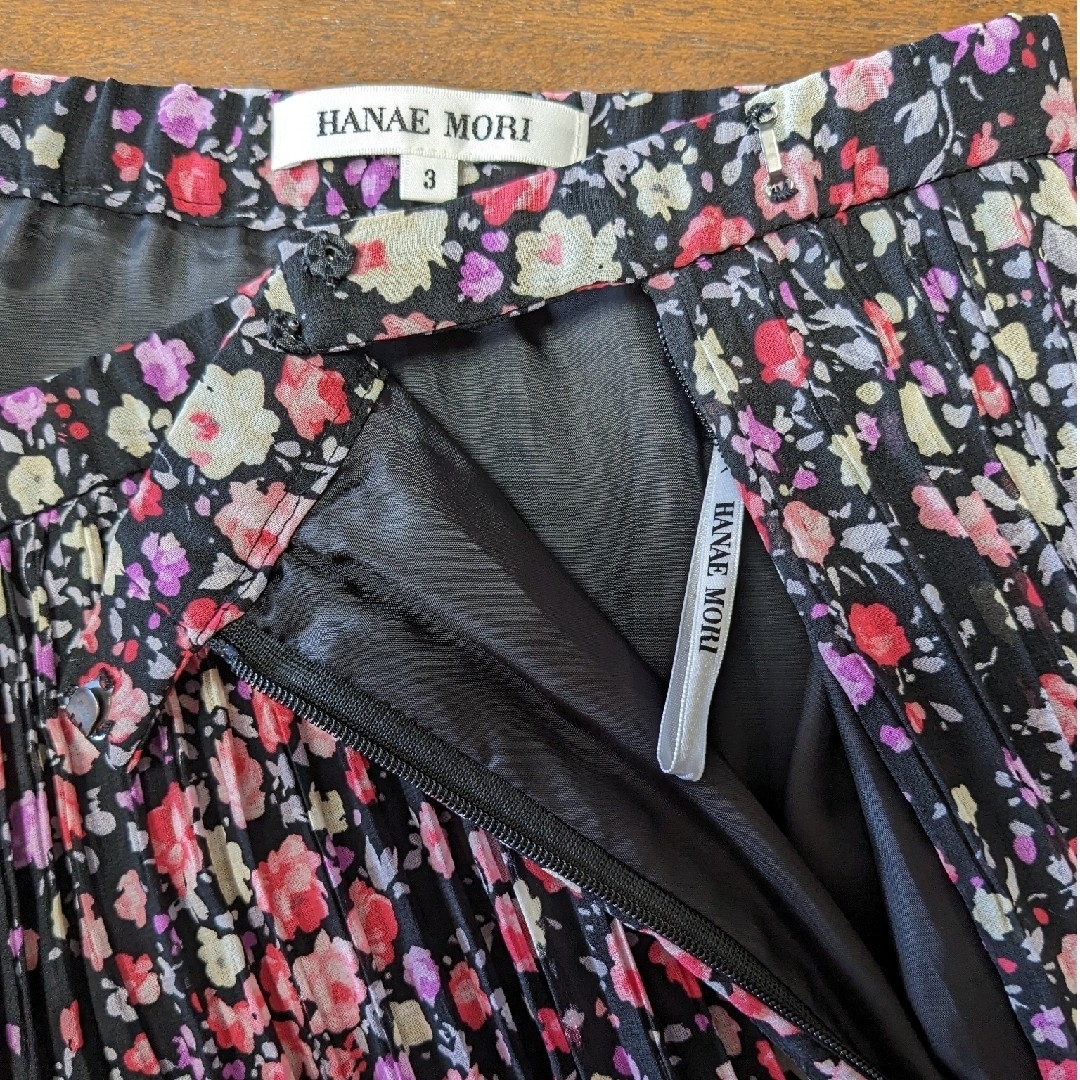 HANAE MORI(ハナエモリ)のHANAE　MORI　プリーツスカート レディースのスカート(その他)の商品写真