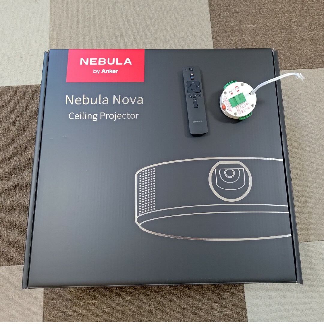 Anker Nebula Nova シーリングプロジェクター