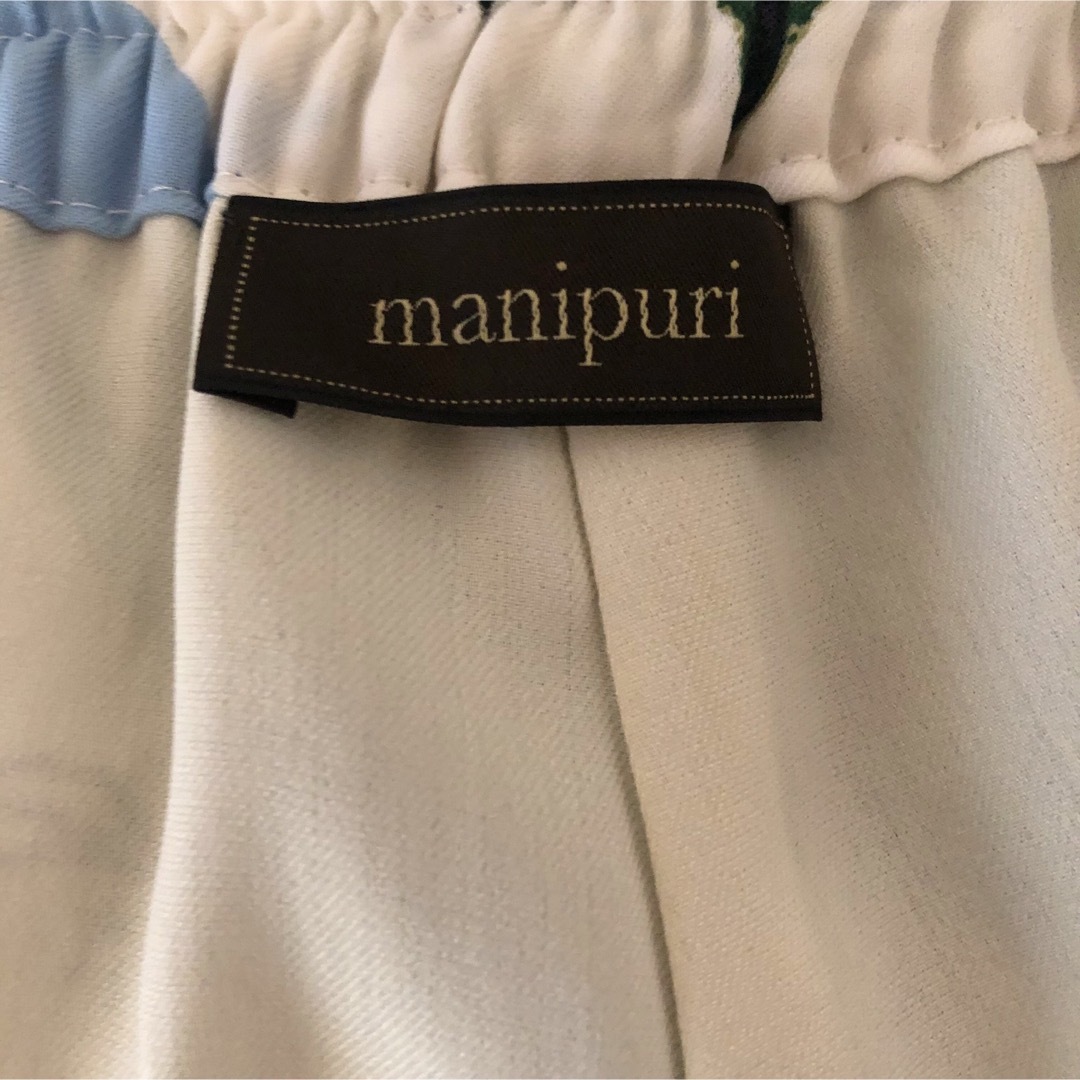 manipuriマニプリ、ボタニカル柄パンツ レディースのパンツ(ワークパンツ/カーゴパンツ)の商品写真