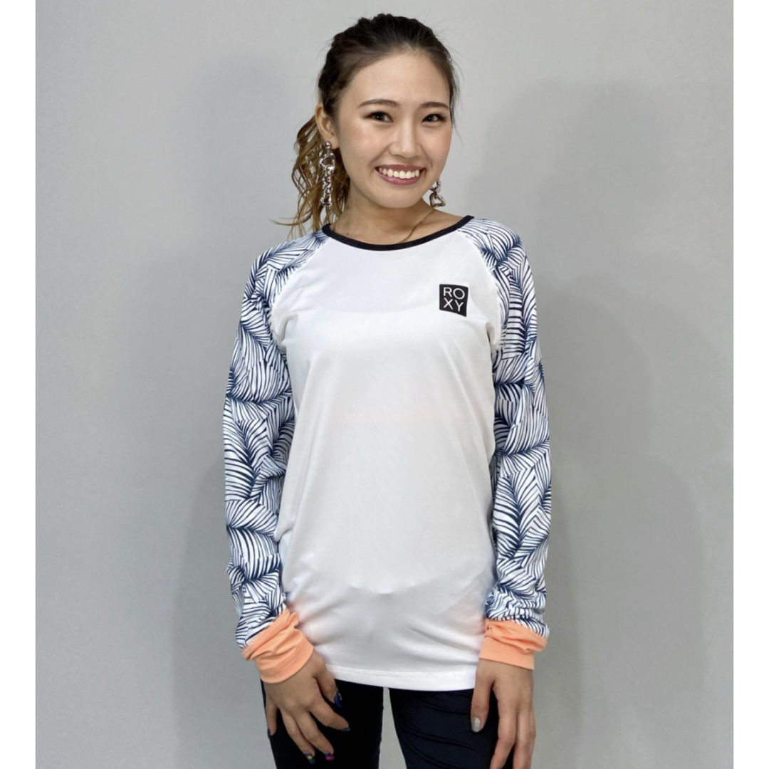 Roxy(ロキシー)の【新品・未使用】ROXY ラッシュガード スポーツ/アウトドアのスポーツ/アウトドア その他(サーフィン)の商品写真