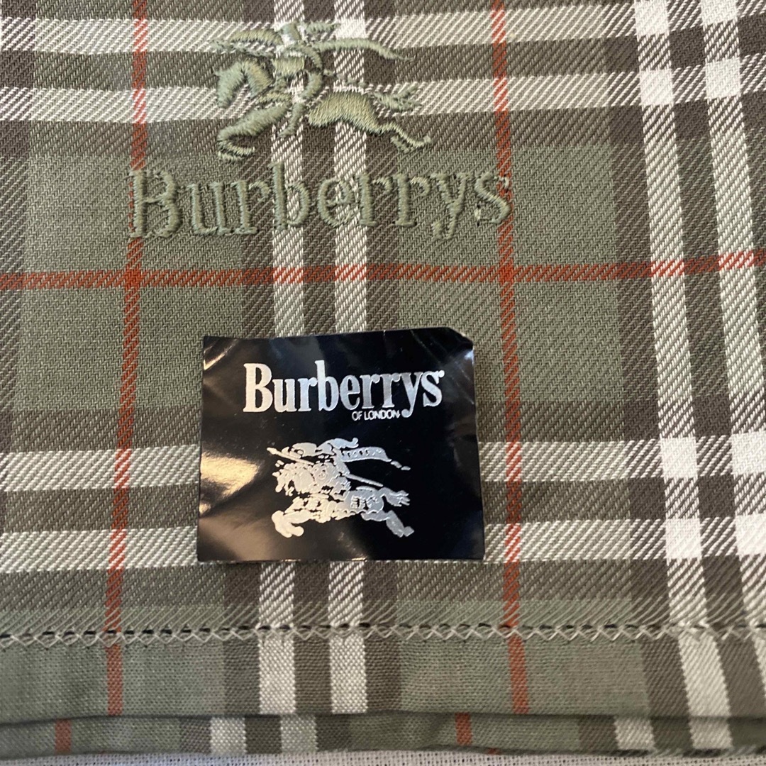 BURBERRY(バーバリー)のBurberrys ハンカチ　未使用品　グリーンチェック　ホース刺繍　#2275 レディースのファッション小物(ハンカチ)の商品写真