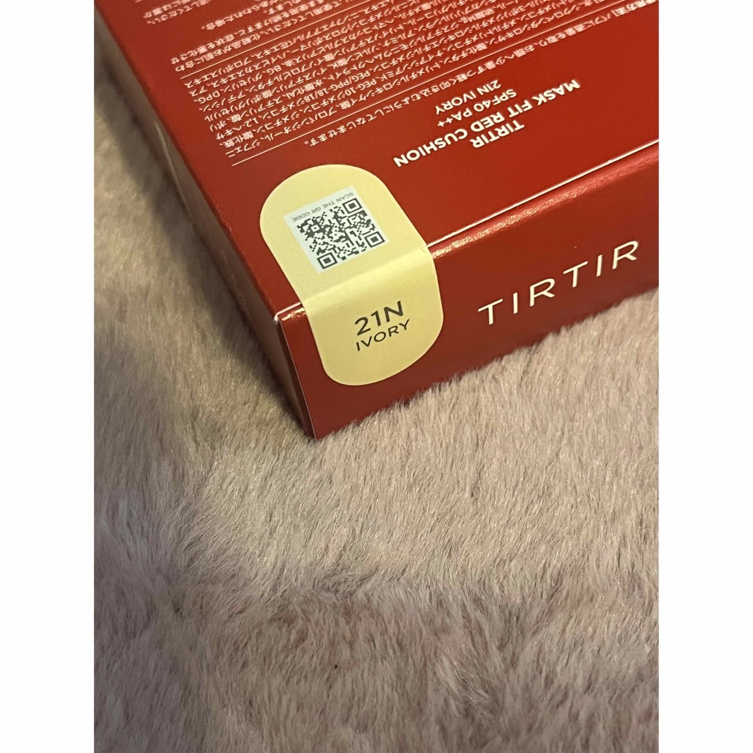 MISSHA(ミシャ)のTIRTIR ティルティル　クッションファンデ　通常サイズ　レッド　21N コスメ/美容のベースメイク/化粧品(ファンデーション)の商品写真