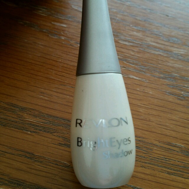 REVLON(レブロン)のレブロンﾌﾞﾗｲﾄｱｲｽﾞｼｬﾄﾞｳ コスメ/美容のベースメイク/化粧品(アイシャドウ)の商品写真