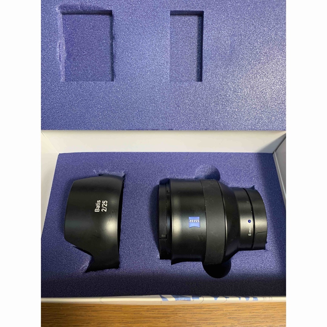 ZEISS(カールツァイス)のZeiss Batis 2/25 SONY Eマウント用レンズ スマホ/家電/カメラのカメラ(レンズ(単焦点))の商品写真