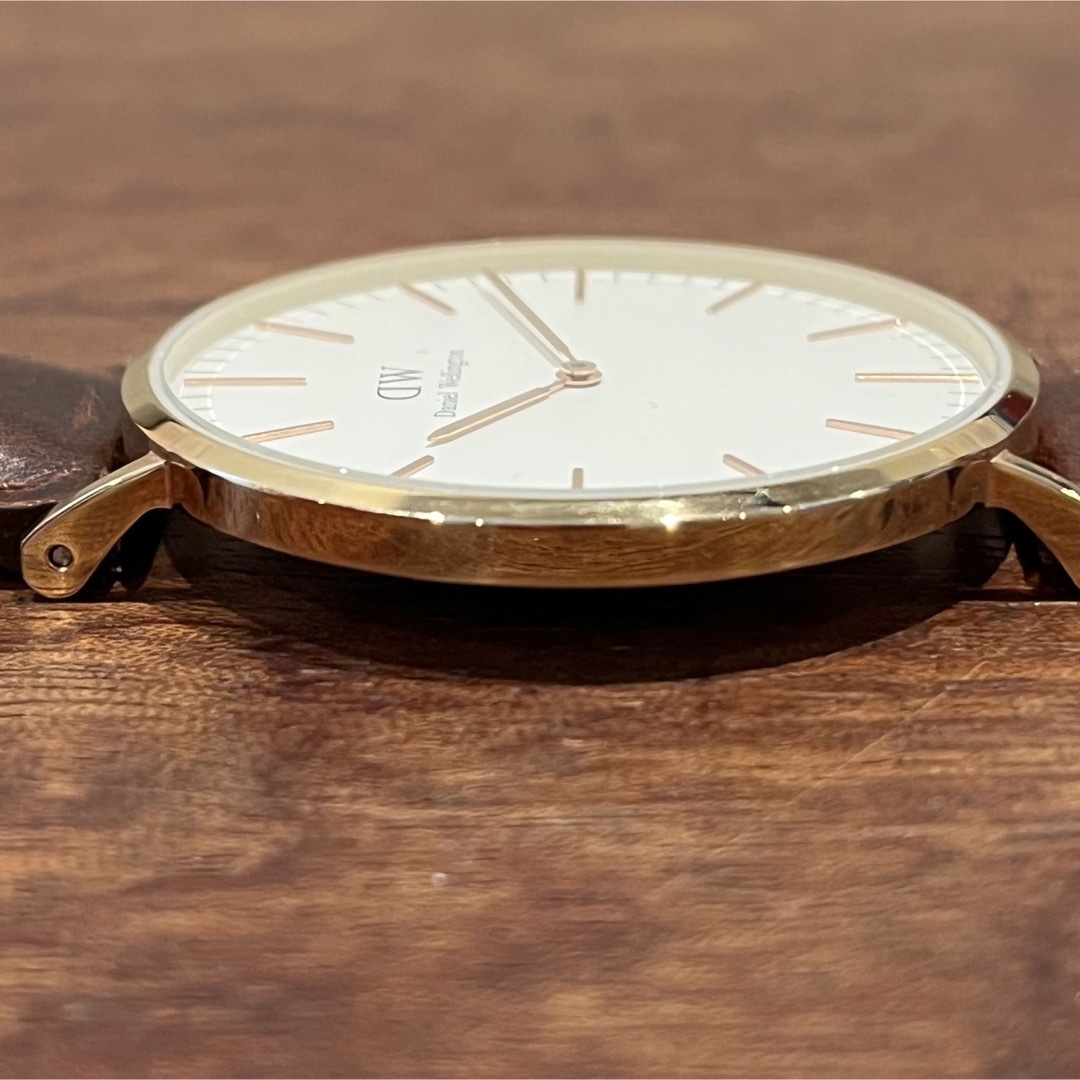 Daniel Wellington(ダニエルウェリントン)のダニエルウェリントン DW 腕時計 B40R8 40mm ゴールド 稼働品 メンズの時計(腕時計(アナログ))の商品写真