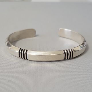 cippy crazy horse バングルの通販 by Hey's shop|ラクマ