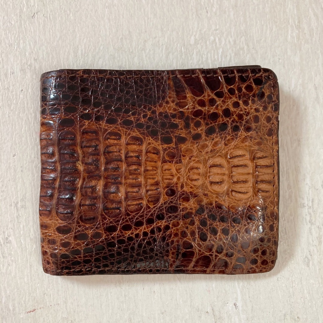 Crocodile - クロコダイル 二つ折り財布 ワニ 革 背鰐の通販 by shop