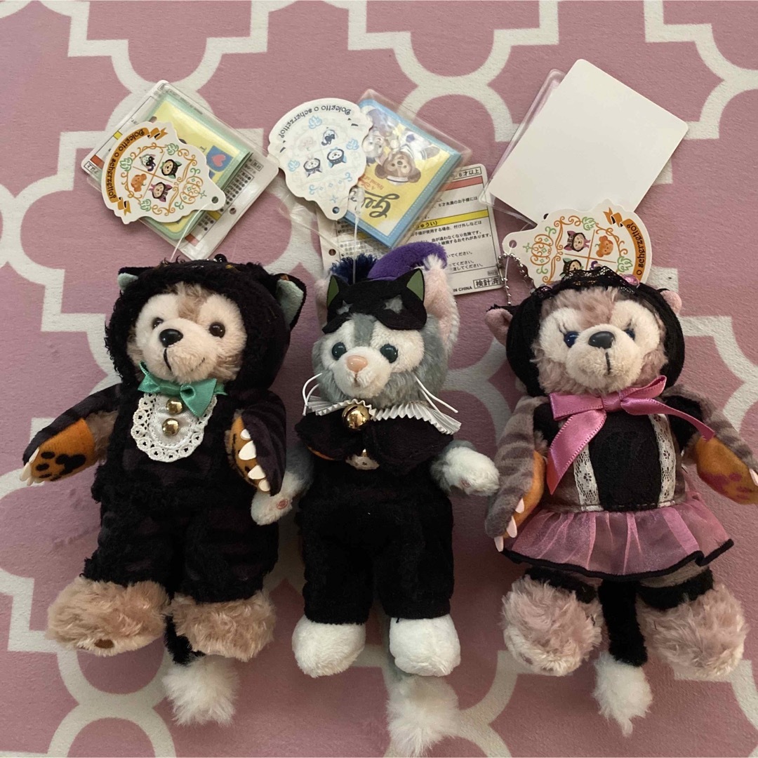 ディズニー　ダッフィー  シェリーメイ  ハロウィン　ぬいば　ぬいぐるみバッジ