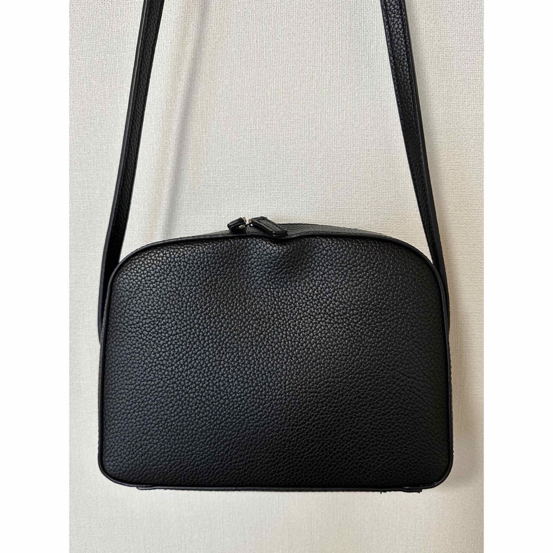 TOPKAPI EFOLE(トプカピエフォル)のEFORE 黒　ショルダーバッグ　ブラック レディースのバッグ(ショルダーバッグ)の商品写真