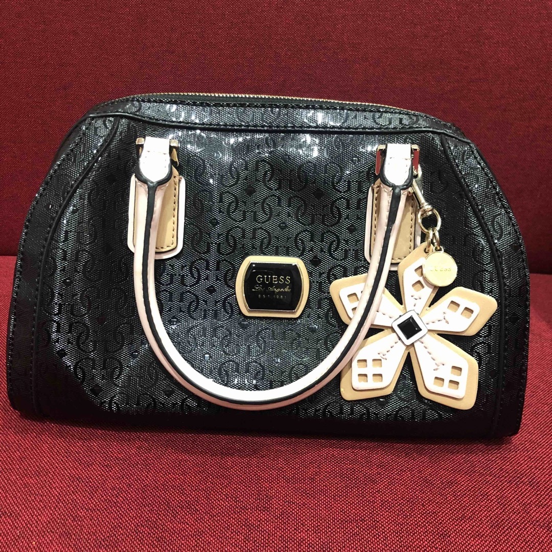 美品】GUESS ハンドバッグ - ハンドバッグ