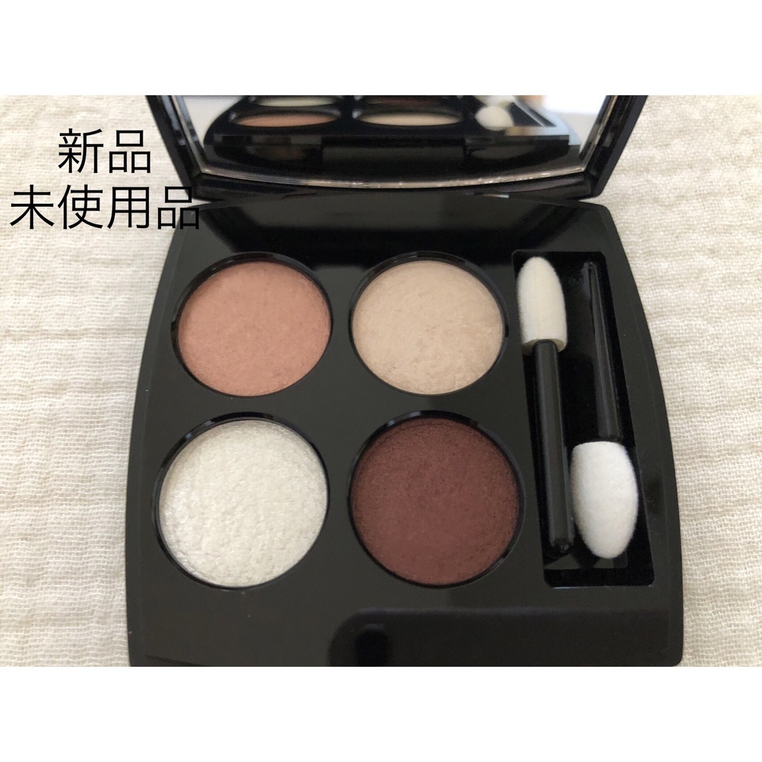 新品　未使用品　シャネル　CHANEL アイシャドウ