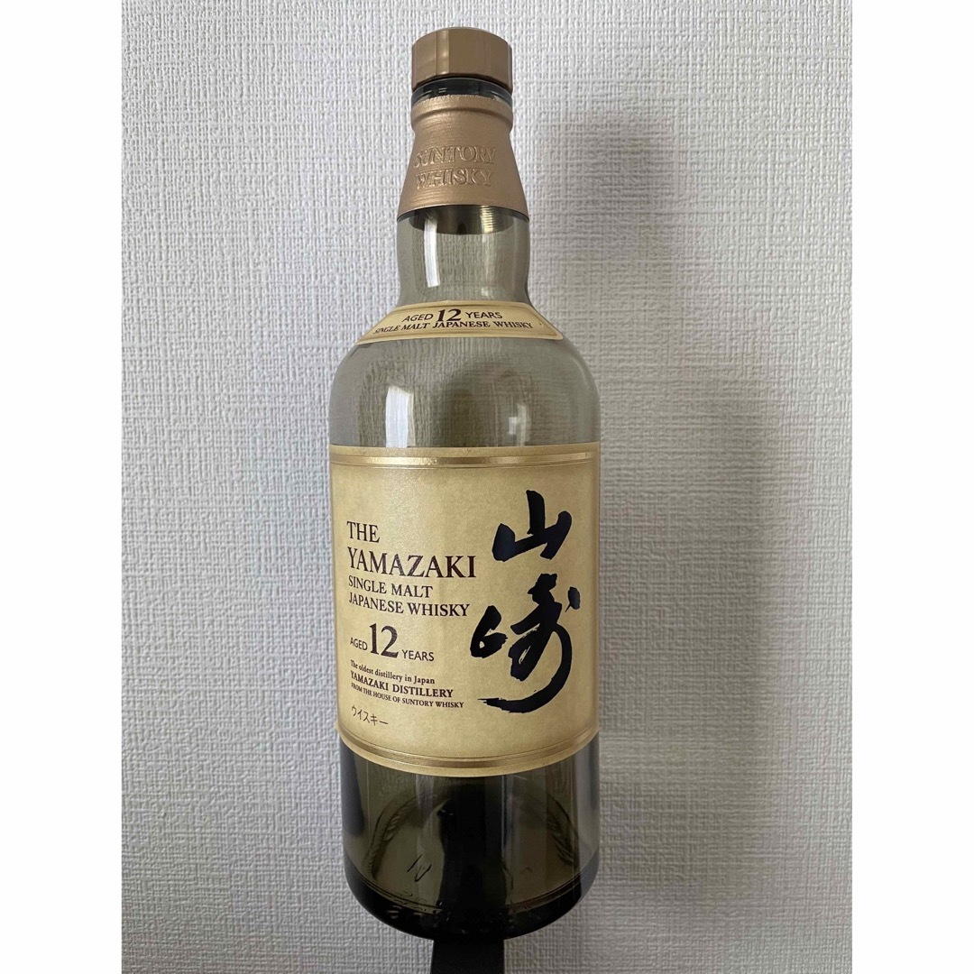 サントリー(サントリー)の山崎12年　空瓶　700ml 食品/飲料/酒の酒(ウイスキー)の商品写真