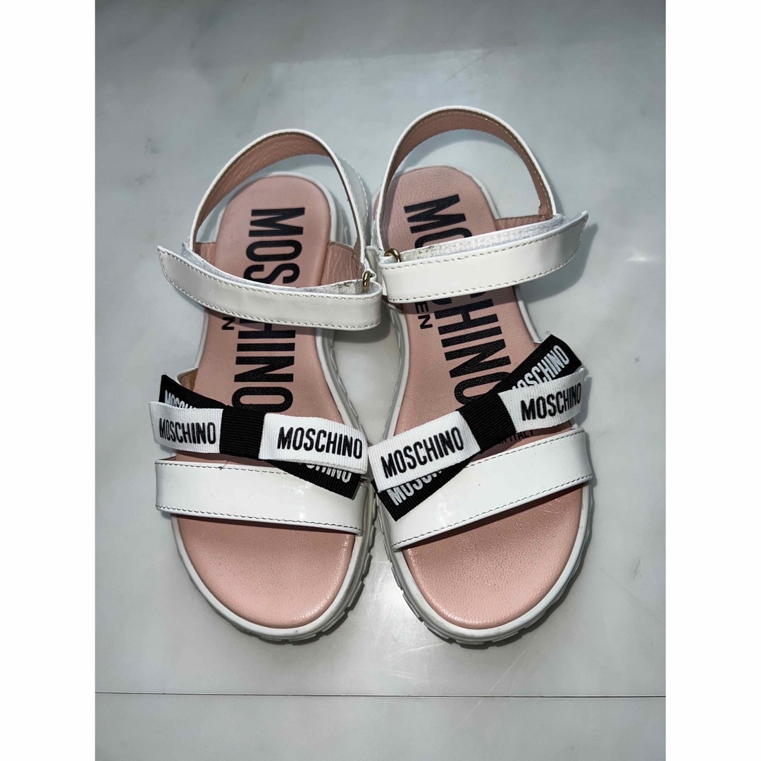 MOSCHINO - MOSCHINO TEEN サンダル の通販 by mamacoco's shop MOSCHINO - MOSCHINO TEEN サンダル の通販 by mamacoco's shop