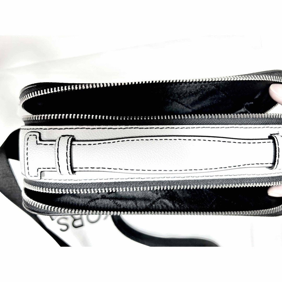 Michael Kors(マイケルコース)の【未使用品】MICHAEL KORS  マイケルコース　ショルダーバッグ メンズのバッグ(ショルダーバッグ)の商品写真