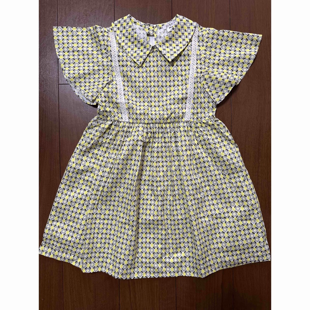 リバティ風　ワンピース　130 キッズ/ベビー/マタニティのキッズ服女の子用(90cm~)(ワンピース)の商品写真