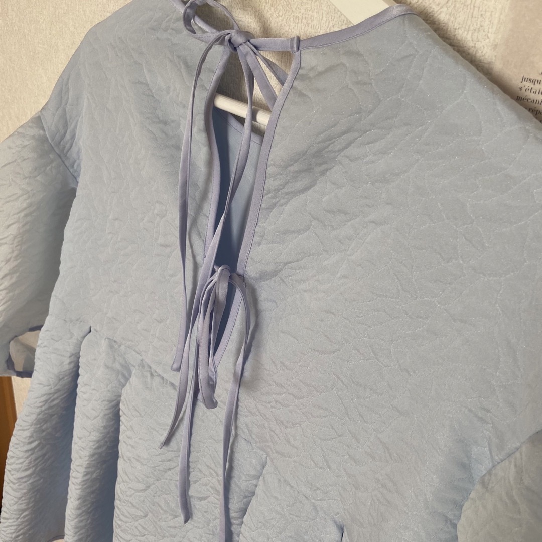 BLUELEA Silky Jacquard Blouse ブルレア レディースのトップス(シャツ/ブラウス(半袖/袖なし))の商品写真