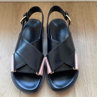 マルニ(Marni)のMARNI  マルニ　フスベット　スムースレザーサンダル(サンダル)